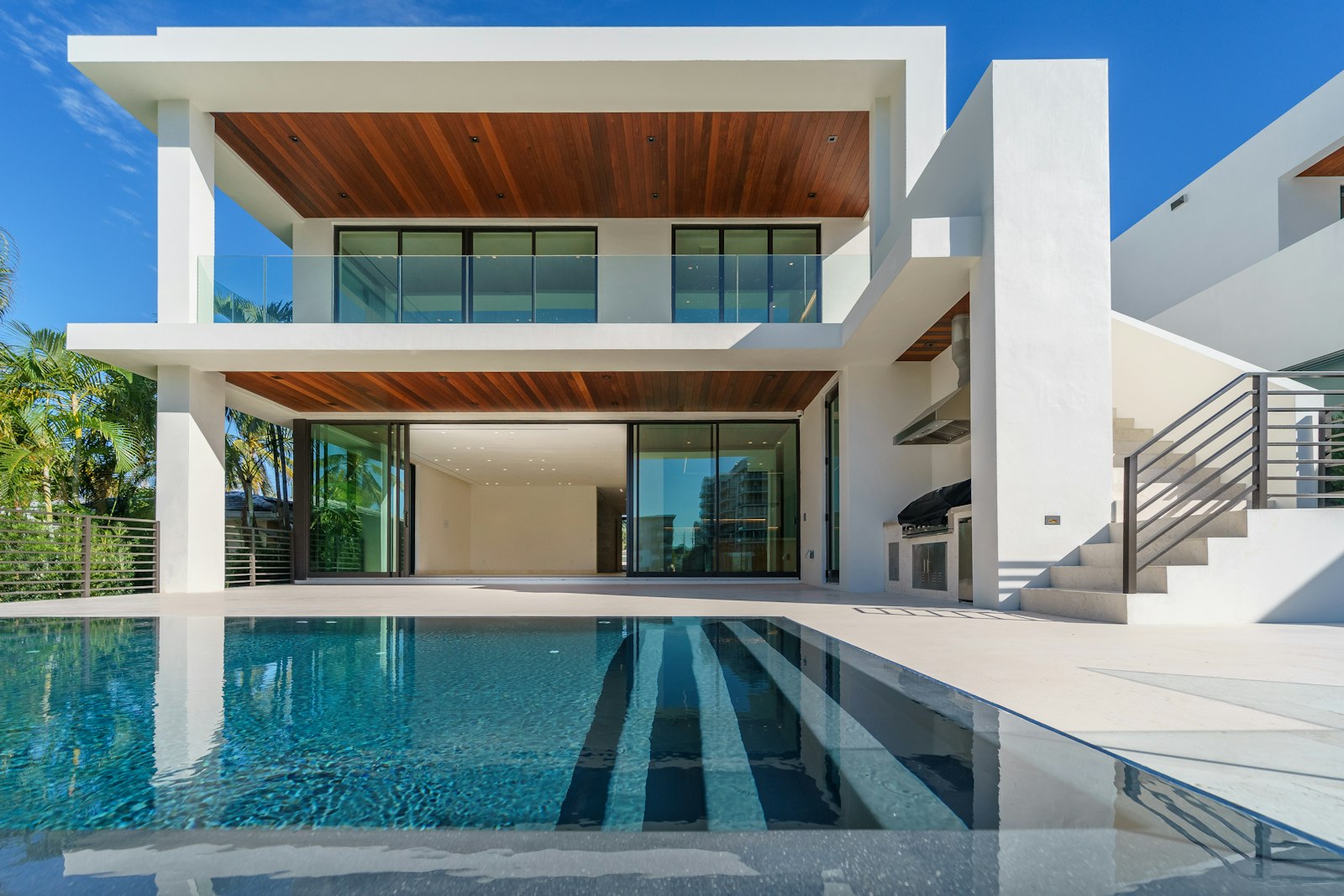 Casa com 3 suítes no Perequê