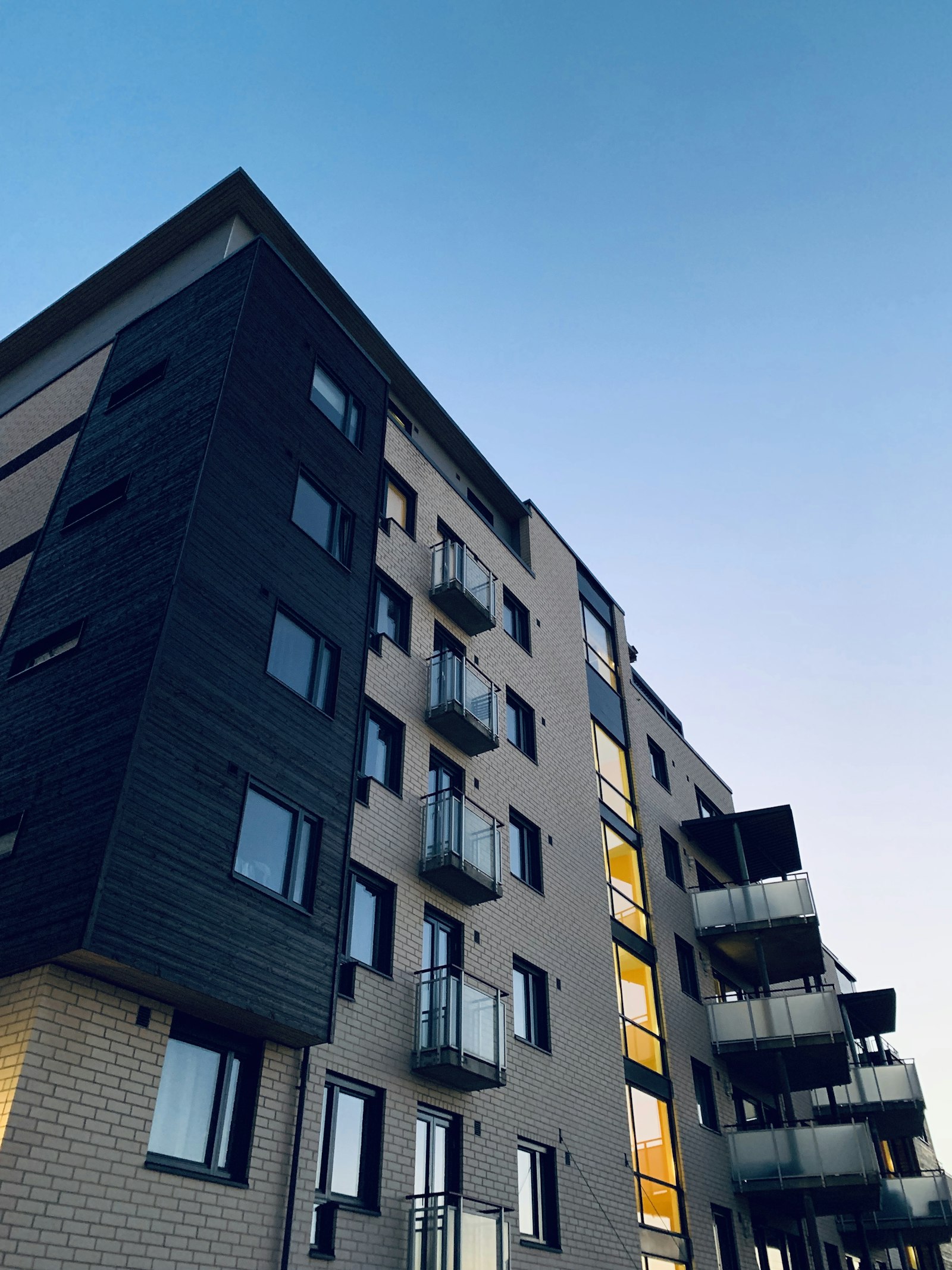 Apartamento 3 suítes na planta no Centro